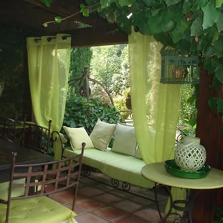 Bed & Breakfast D'hôtes La Chabrière Cliousclat