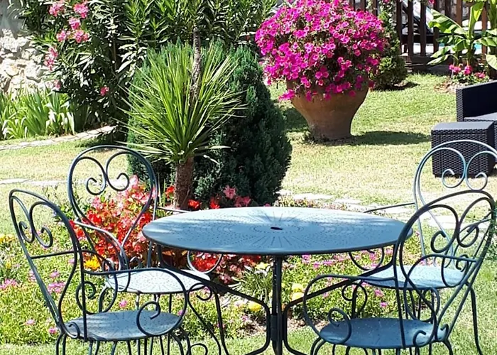 Couette-café D'hôtes La Chabrière Cliousclat