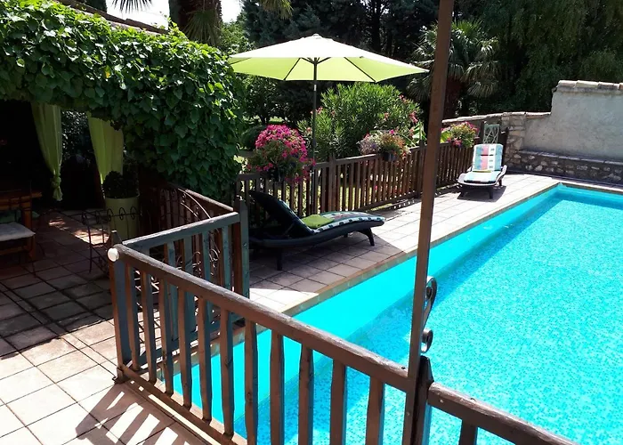 Bed & Breakfast D'hôtes La Chabrière 3*